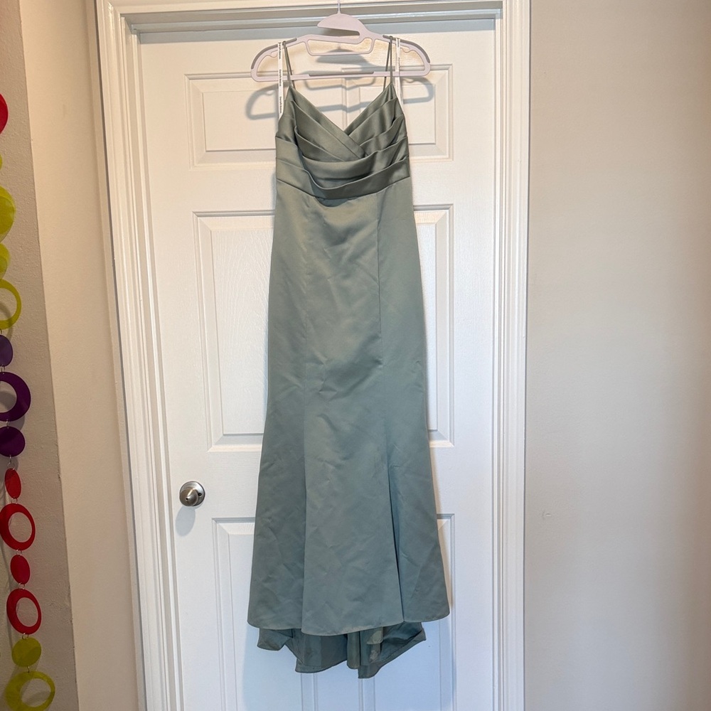 Chic Light Green Evening Dress